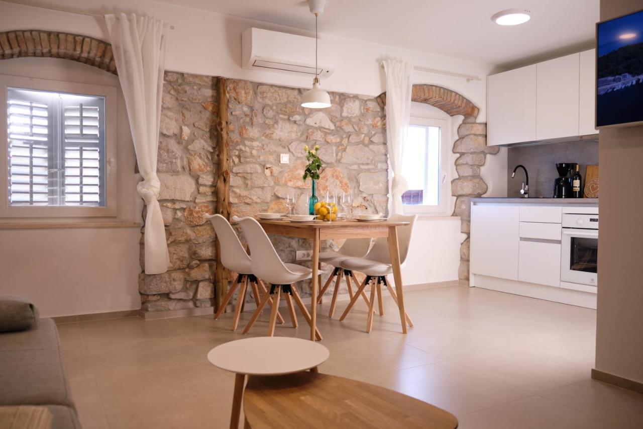 Apartment House Bucul Mali Lošinj Eksteriør billede